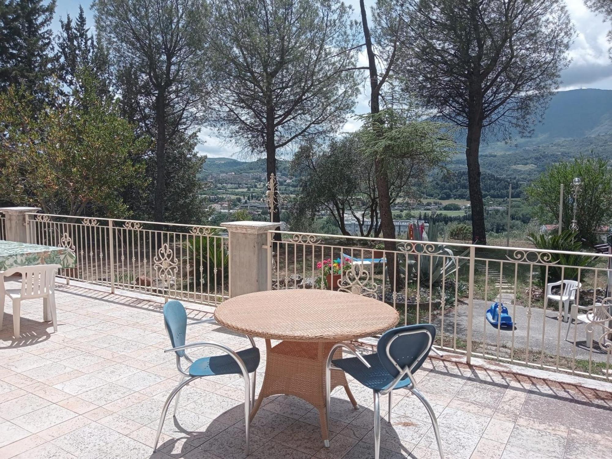 Parco Dei Gelsomini Bed & Breakfast Ascoli Piceno Exterior photo